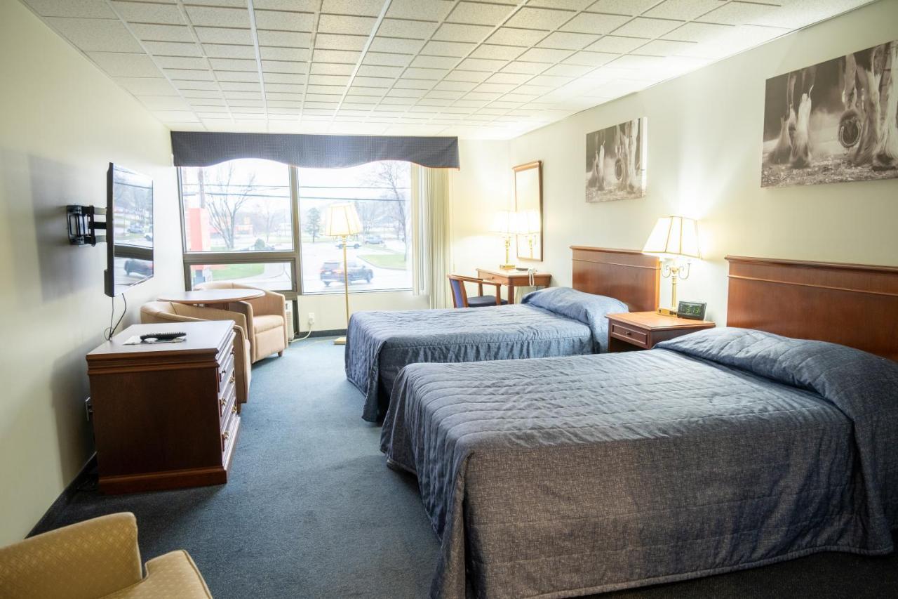 Hotel Motel Le Voyageur Saint-Georges Eksteriør billede
